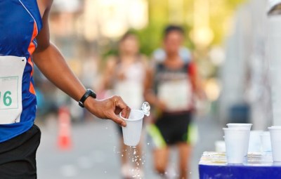 Кто и как зарабатывает на марафонах?