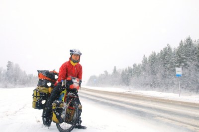 Корейская велосипедистка в России
